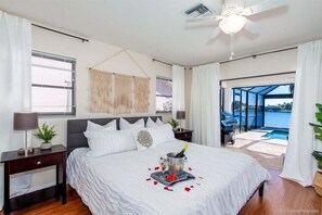 Main King Bedroom with Access to Lanai