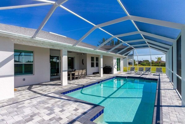 Southern Facing Pool Area