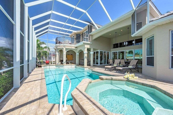 Southern Facing Pool with Hot Tub and Gulf Access Canal
