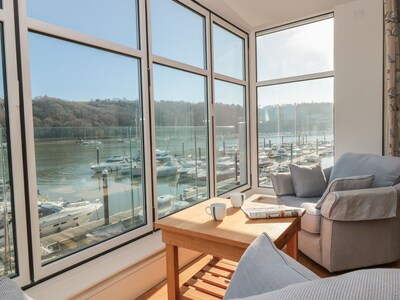 33 Dart Marina, DARTMOUTH