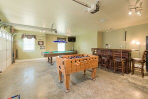 Game room for fun time!