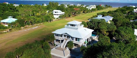 White Shell Hideaway North Captiva Island! Gulf of Mexico Beach House Sleeps 14!