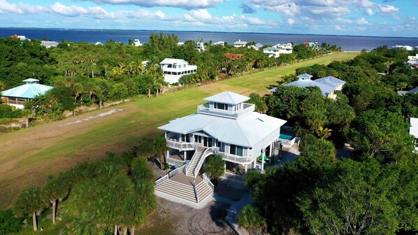 White Shell Hideaway North Captiva Island! Gulf of Mexico Beach House Sleeps 14!