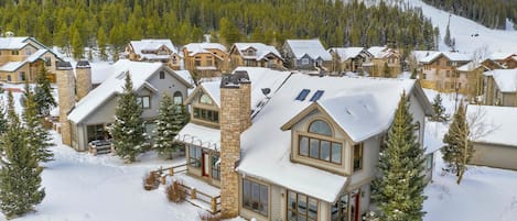 Our golf course home, just steps from the Super Bee lift.