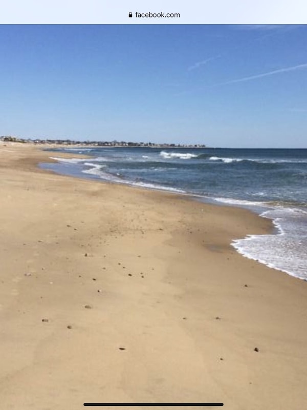 Misquamicut Beach