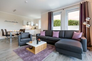 Ferienwohnung, 77 qm, 2 Schlafzimmer, Badezimmer mit Sauna, Balkon, max. 5 Personen