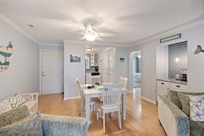 Nicely decorated and plenty of room for a beach vacation!