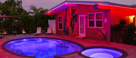 Large Heated Salt Water Pool and Spa at AMI Beach Lagoon