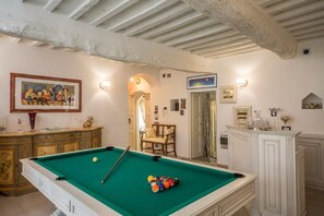Billiards room