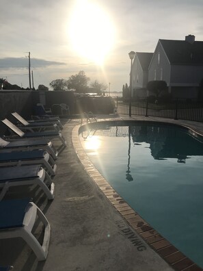 Heated pool. hot tub and sun deck.  Next to public beach too!  