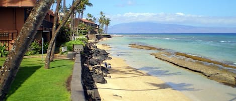 Maui Sands Shoreline! Looking south to the island of Lanai