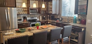Only Unit To Have Granite & extended Island 20 inches Bigger 4 Stools Trash Recp