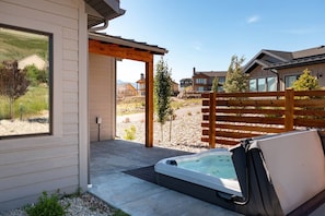 Bain à remous extérieur