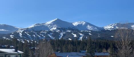 The beautiful mountain of Breckenridge - stay at the base of peak 9 and shred it