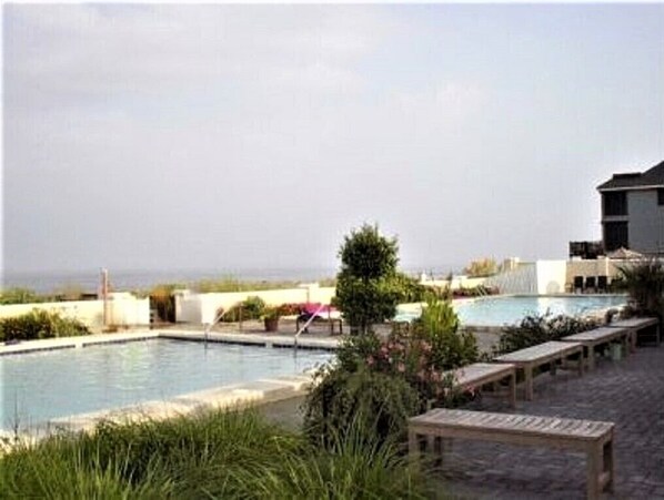 2 Ocean Front Pools