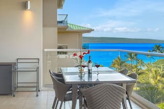Maui Resort Rentals: Honua Kai Konea 734 – 7th Floor Ocean & Mountain Views w/ King Size Balcony!