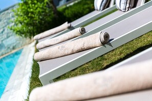 Pool towels are provided for your convenience.