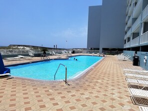 Islander pool - HUGE pool for everyone to enjoy