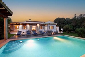Villa Alegre (2)