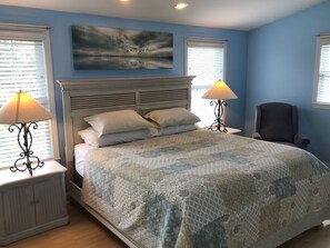 2nd Floor Master Bedroom (King bed)