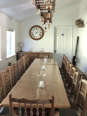 Meeting facility