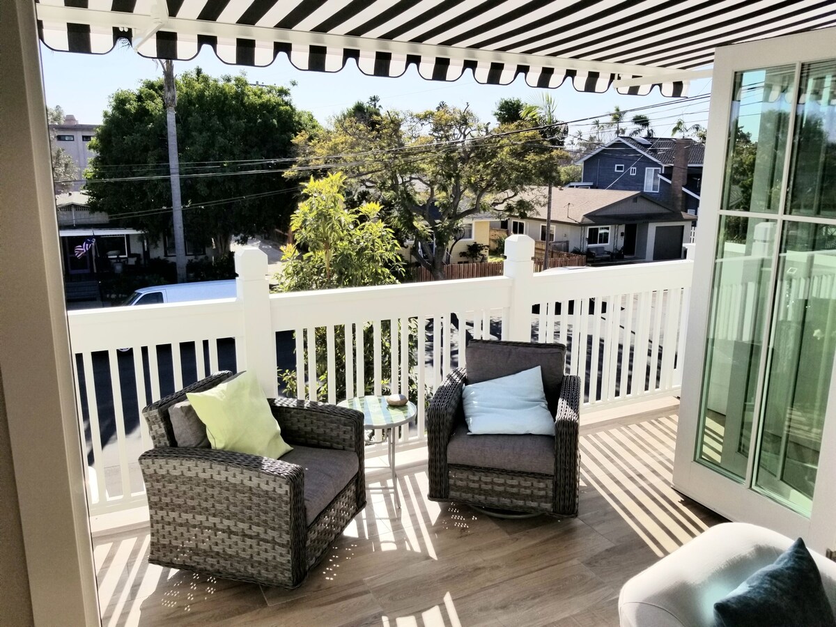 Beach Village at the Del Clone! Excellent Coronado location – walk to all!