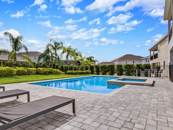 Spacious backyard w/ pool & spa