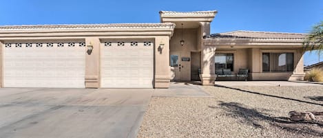 Lake Havasu City Vacation Rental | 3BR | 3BA | 1,806 Sq Ft | Step-Free Access