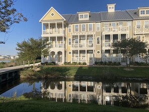 Sunset Island 39 Canal Side Mews East Exterior