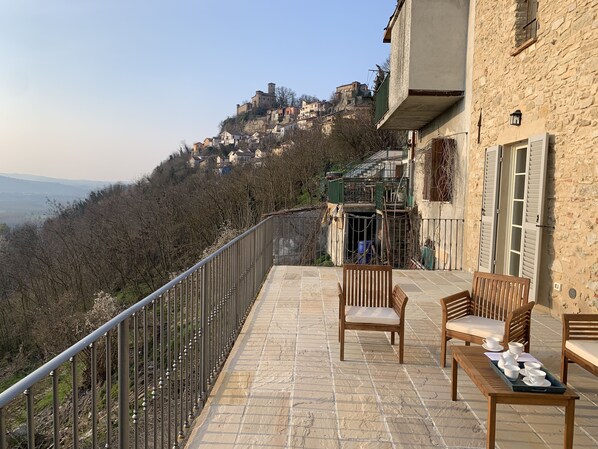 Large terrace with views to the castello and over the valley to the mountains