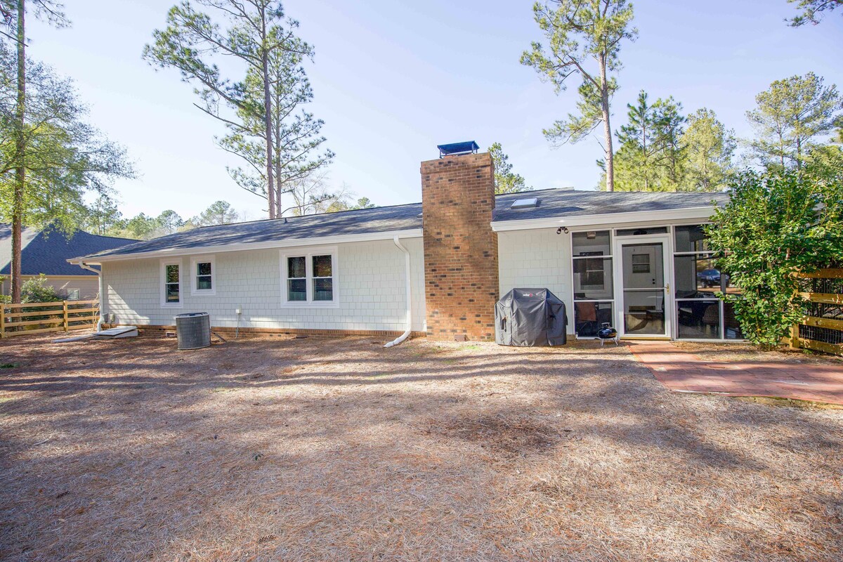 40 Tamarisk: 3 BR, 2 BA House in Pinehurst, Sleeps 8