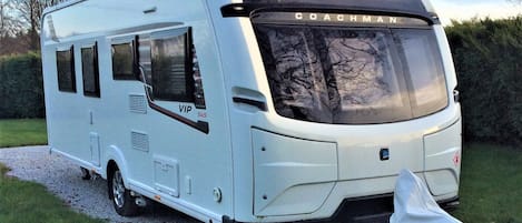 Coachman VIP Caravan (4 Berth)
