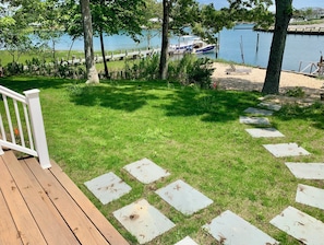 Path to the dock
