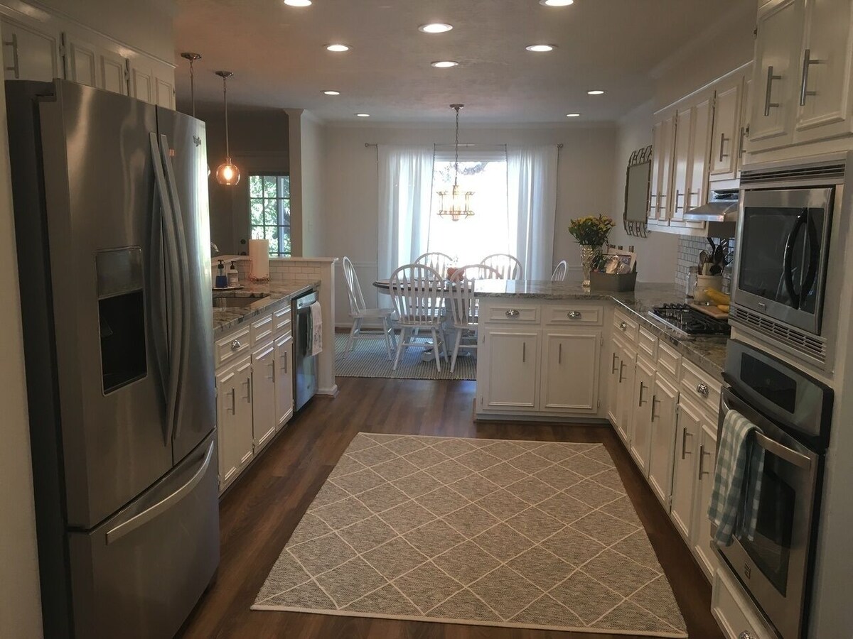 Ranch style home just three short miles from the Augusta National!