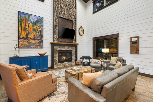 Broken Bow Vacation Rental Cabin | 2BR | 2BA | 2 Stories | 1,600 Sq Ft