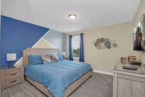 King size bedroom.
