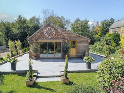 Ladycroft Barn, ASHBOURNE