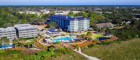 Hilton Head Beach Location!  Professionally Cleaned and Managed.