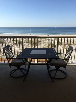 Comfortable balcony furniture 4 chairs.