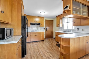 upper unit kitchen