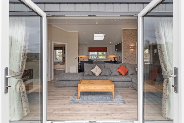 Luxury Lodge, Cottage, Hot Tub