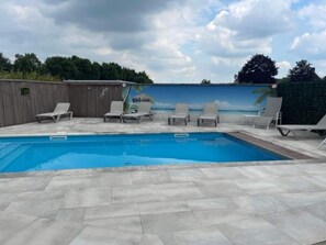 Holiday Home Swimming Pool