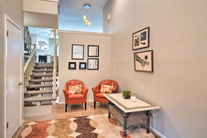 Entryway | Central Air Conditioning | Central Heat