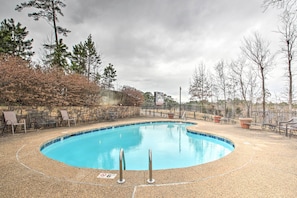 Chesswood Condominium Complex | Community Pool