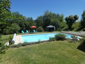 The pool and pool gardens at Domaine de France