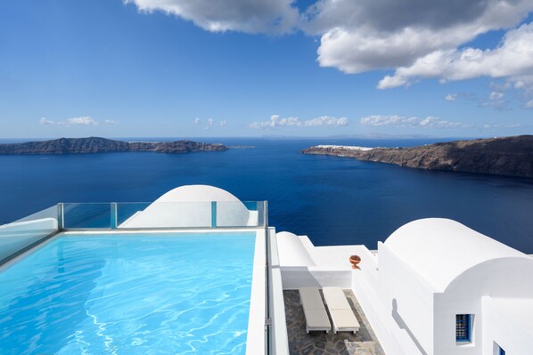 The Exclusive Hotel, features a private infinity pool with impeccable views. 