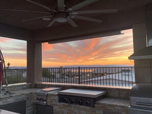 Beautiful Havasu sunset from the outdoor kitchen bar 