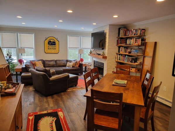 Livingroom - main floor