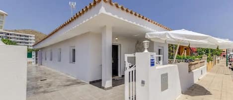 Courtyard and facade of the villa