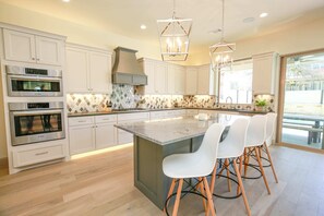 Kitchen Area (First Floor)